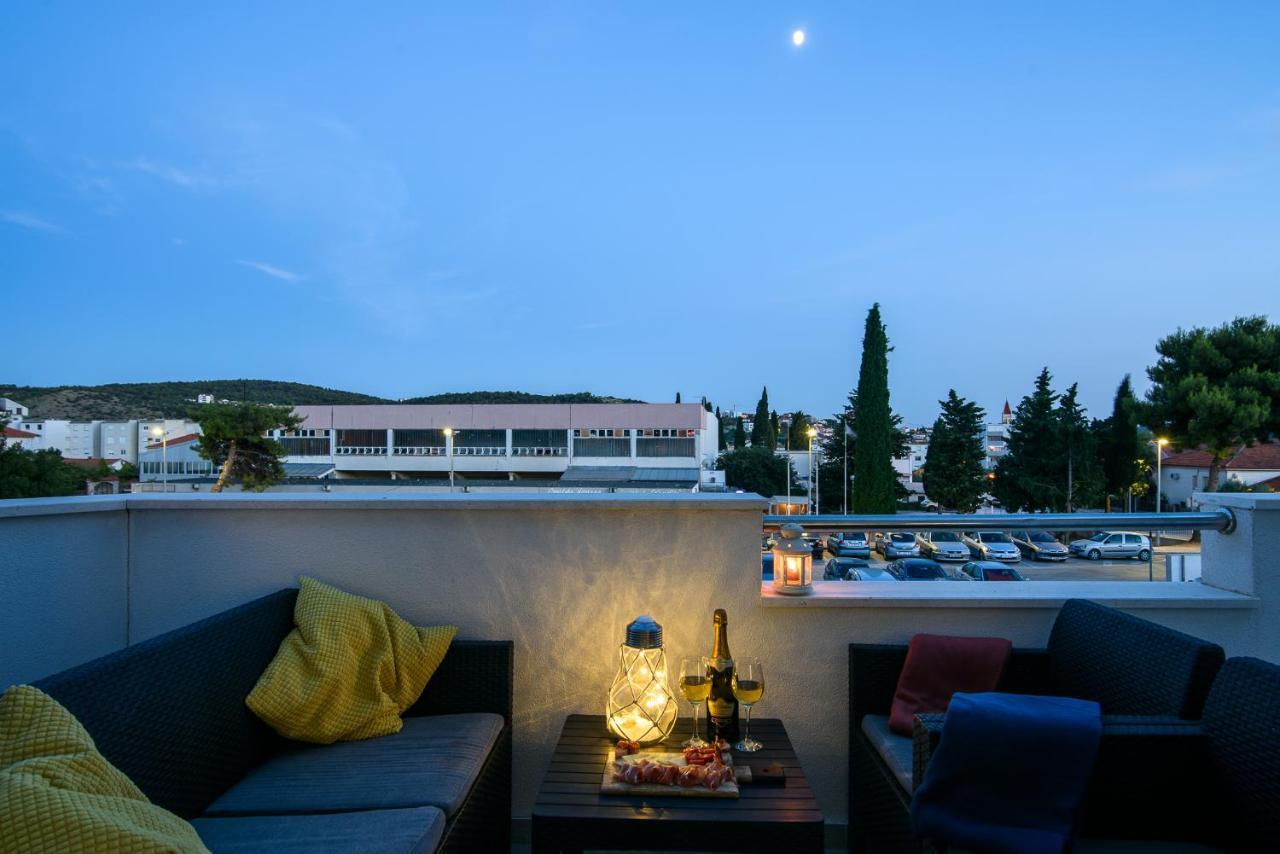 Mare&Antonio Apartment โตรกีร์ ภายนอก รูปภาพ