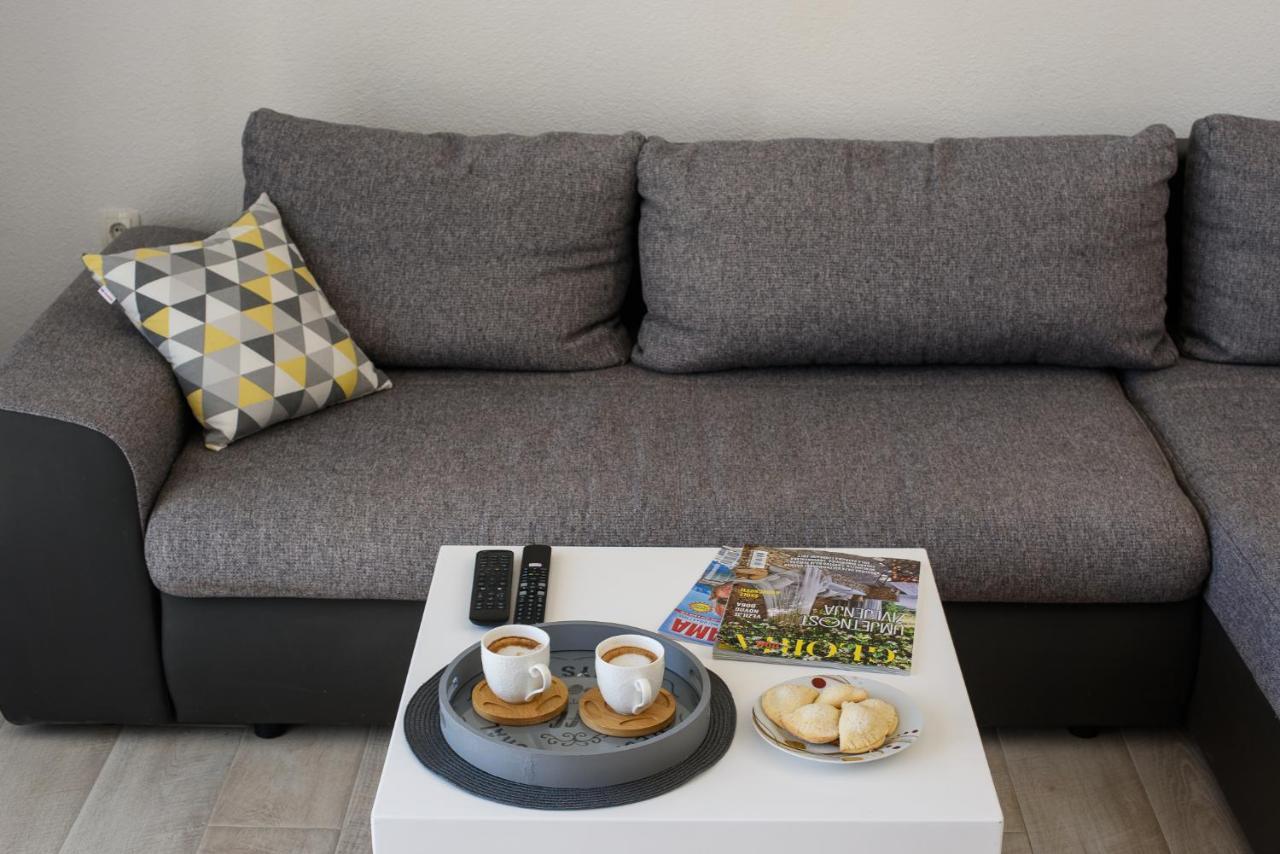 Mare&Antonio Apartment โตรกีร์ ภายนอก รูปภาพ
